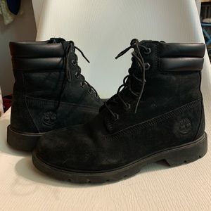 women’s black timberlands